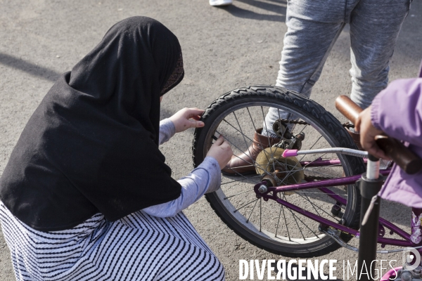 Atelier d auto-réparation de Vélos en Seine-Saint-Denis par l association  Aux Pignons sur Rue 