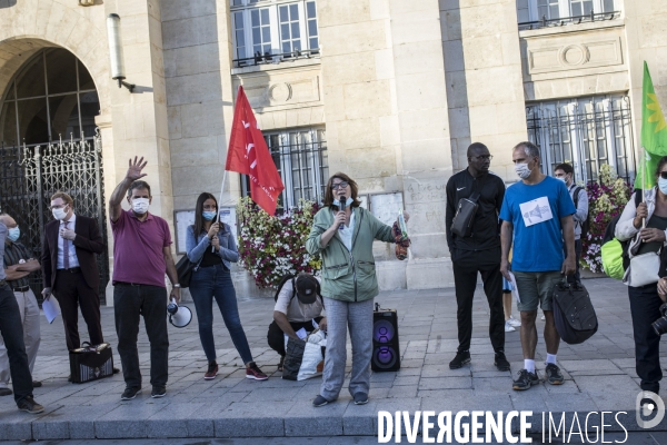 Manifestation sur la gestion de l eau à Saint-Denis