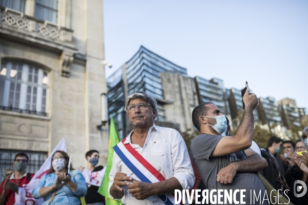 Manifestation sur la gestion de l eau à Saint-Denis