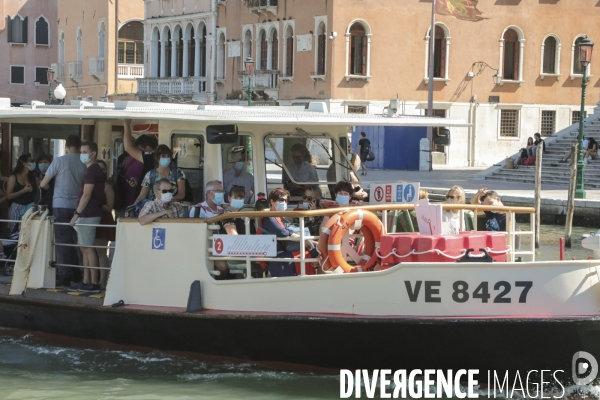 Precautions contre le coronavirus a venise