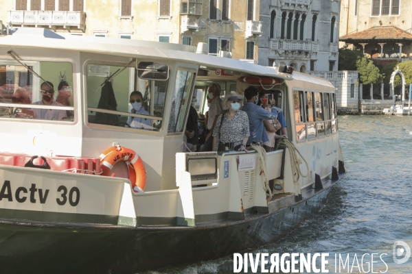 Precautions contre le coronavirus a venise