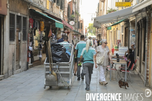 Ramassage des poubelles a venise