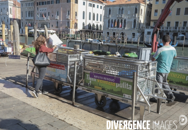 Ramassage des poubelles a venise