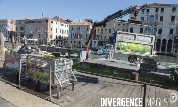 Ramassage des poubelles a venise