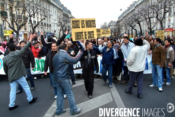 Manifestion contre les caricatures dans le magazine Charlie Hebdo en 2006.