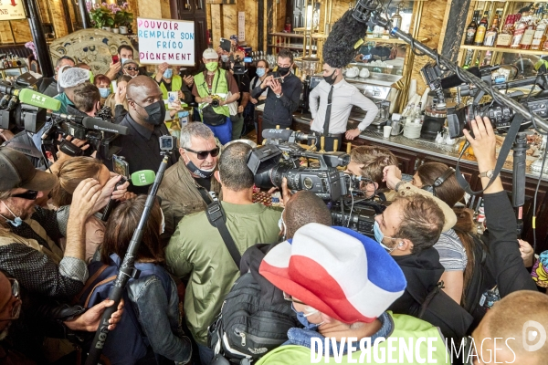 Jean-Marie Bigard conspué par les gilets jaunes