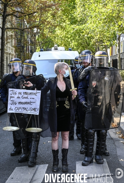 Manifestation GILETS JAUNES le 12 septembre2020, à Paris. Yellow vests 12 septembre 2020 in Paris.