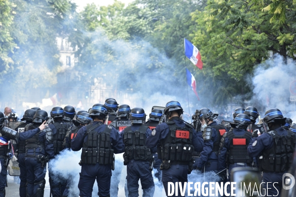 Manifestation GILETS JAUNES le 12 septembre2020, à Paris. Yellow vests 12 septembre 2020 in Paris.