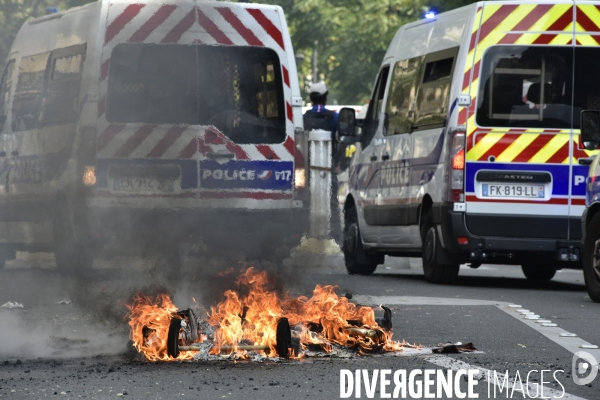 Manifestation GILETS JAUNES le 12 septembre2020, à Paris. Yellow vests 12 septembre 2020 in Paris.