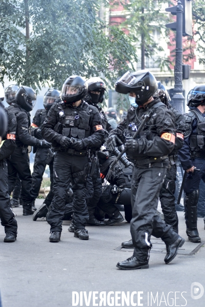 Manifestation GILETS JAUNES le 12 septembre2020, à Paris. Yellow vests 12 septembre 2020 in Paris.