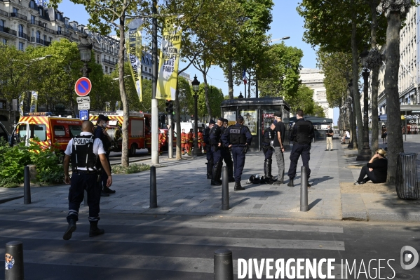 Manifestation GILETS JAUNES le 12 septembre2020, à Paris. Yellow vests 12 septembre 2020 in Paris.