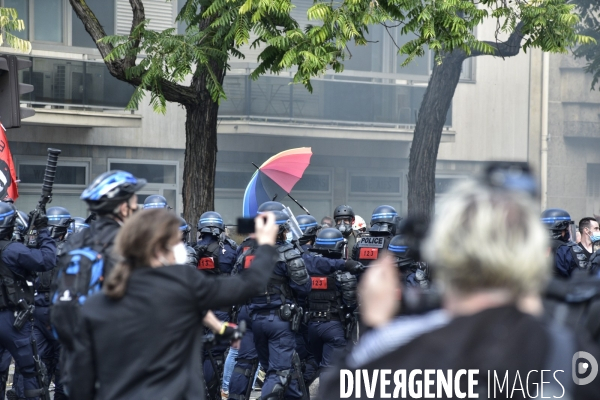 Manifestation GILETS JAUNES le 12 septembre2020, à Paris. Yellow vests 12 septembre 2020 in Paris.