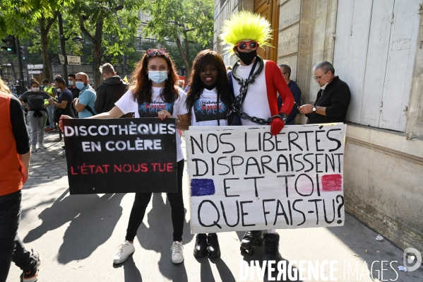 Manifestation GILETS JAUNES le 12 septembre2020, à Paris. Yellow vests 12 septembre 2020 in Paris.