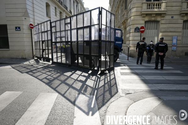 Manifestation GILETS JAUNES le 12 septembre2020, à Paris. Yellow vests 12 septembre 2020 in Paris.