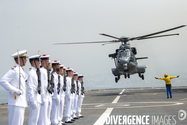 Emmanuel Macron en voyage officiel à Beyrouth , Liban