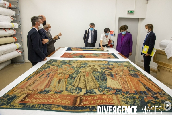 Roselyne Bachelot en déplacement à Angers sur le thème du patrimoine.