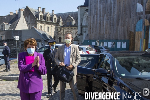 Roselyne Bachelot en déplacement à Angers sur le thème du patrimoine.