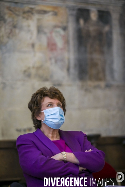 Roselyne Bachelot en déplacement à Angers sur le thème du patrimoine.