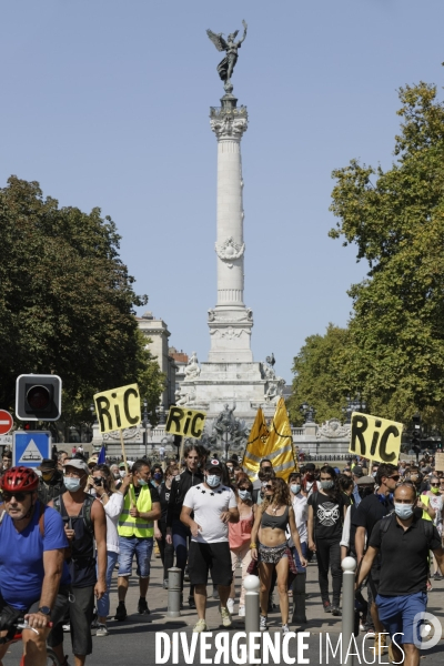 Manifestation des Gilets Jaunes à BORDEAUX