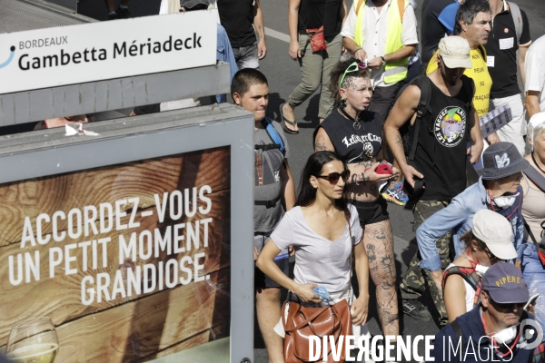 Manifestation des Gilets Jaunes à BORDEAUX