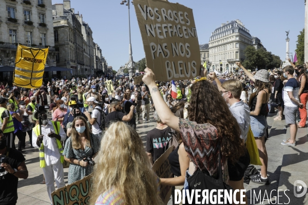 Manifestation des Gilets Jaunes à BORDEAUX