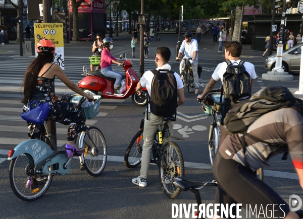 Le vélo à Paris, pistes cyclables.