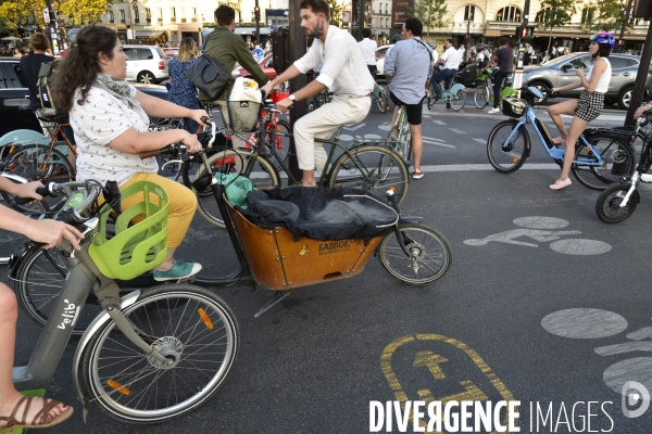 Le vélo à Paris, pistes cyclables.