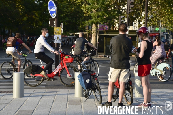 Le vélo à Paris, pistes cyclables.
