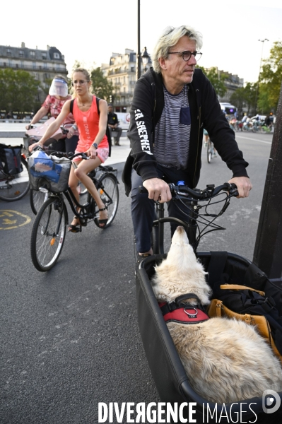 Le vélo à Paris, pistes cyclables.