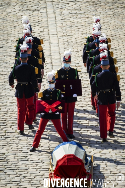 Jean CASTEX aux Invalides.