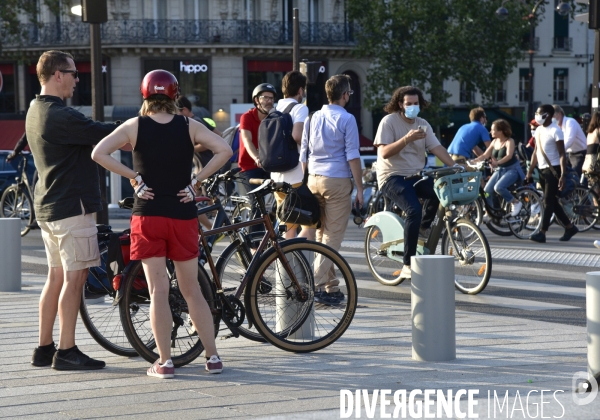 Le vélo à Paris, pistes cyclables.