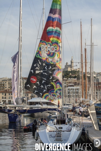 Rassemblement pour la journée de la paix à Marseille