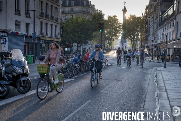 Circulation cycliste : la prise de la Bastille.