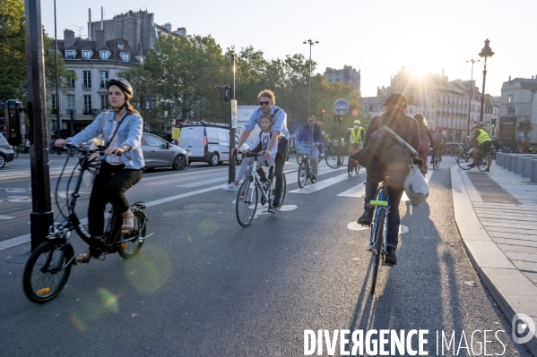 Circulation cycliste : la prise de la Bastille.