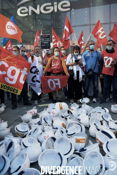 Manifestation de l intersyndicale de suez contre l offre de veolia