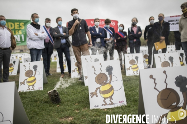 Manifestation contre la réintroduction temporaire des néonicotinoïdes