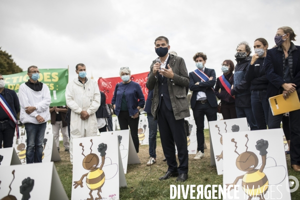 Manifestation contre la réintroduction temporaire des néonicotinoïdes