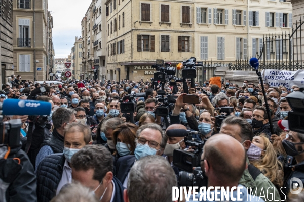 Marseille, manisfestation des restaurateurs et cafetiers contre les nouvelles mesures sanitaires