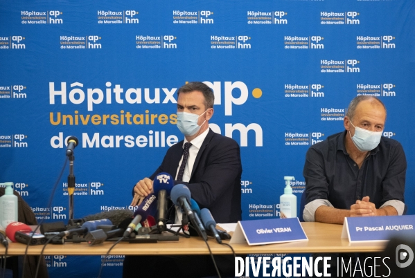 Conférence de presse d Olivier Véran à la Timone