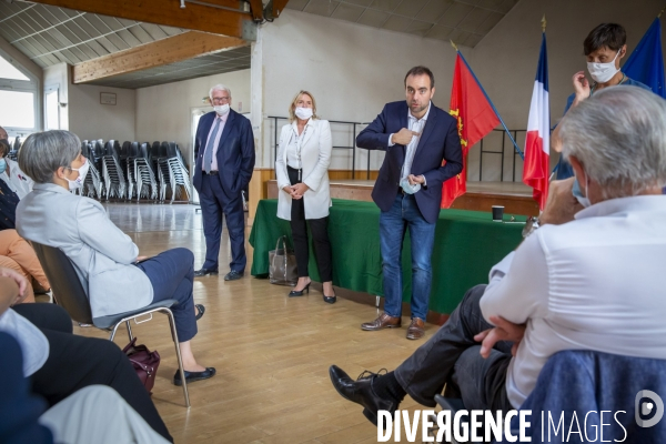 Sebastien Lecornu en campagne pour les senatoriales dans l Eure