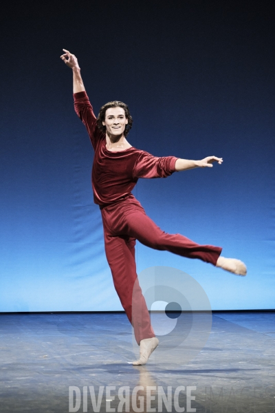 A suite of Dances / Jerome Robbins / étoiles de l opéra