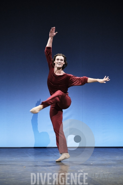 A suite of Dances / Jerome Robbins / étoiles de l opéra