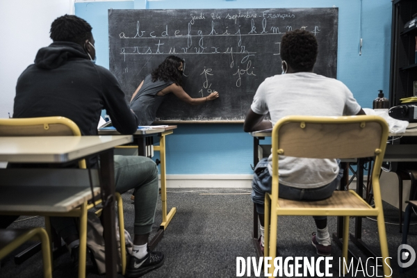 Association « Droit à l Ecole » pour mineurs isolés.