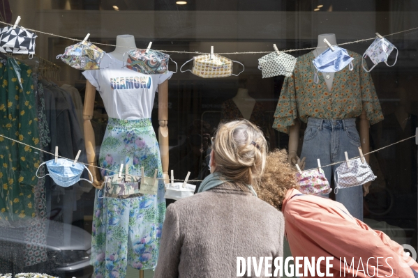 Shopping rue Beaubourg le 13 mai 2020. Collection printemps  t 