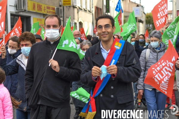 Manifestation contre l ouverture de la PMA pour toutes les femmes