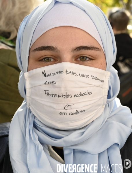 Femmes Algériennes en luttes ! Stop Féminicides ! Algerian women in struggle ! Stop Feminicides !