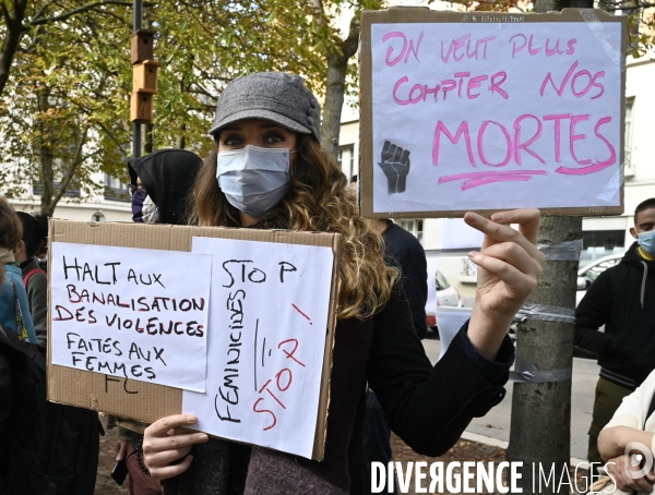 Femmes Algériennes en luttes ! Stop Féminicides ! Algerian women in struggle ! Stop Feminicides !