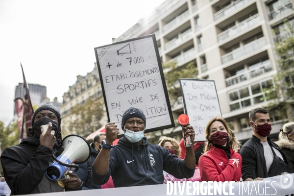 Manifestation des gérants et clients de salles de sports