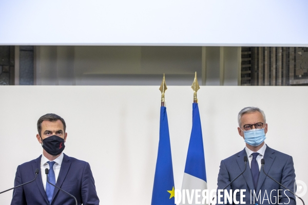 Olivier Véran et Bruno Le Maire: point presse sur l épidémie de Covid-19