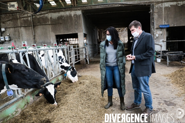 Audrey pulvar visite la ferme de grignon